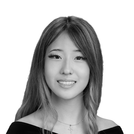 Eva Siyeon &ldquo;Deja&rdquo; Lee